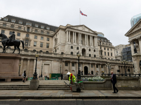 BOE podigla kamatne stope i saopštila da će UK zasad izbeći recesiju