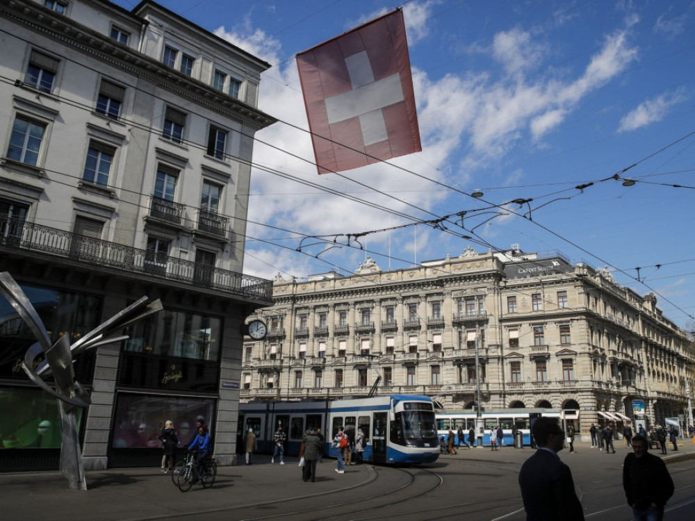 Finansijski sektor Švajcarske se neverovatno smanjuje