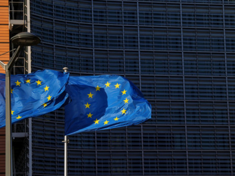 Brisel i države EU zaratili zbog bankarskih investicionih naknada