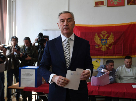 Đukanović izgubio izbore posle tri decenije političke dominacije