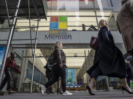 Microsoftov profit i prodaja premašili procene