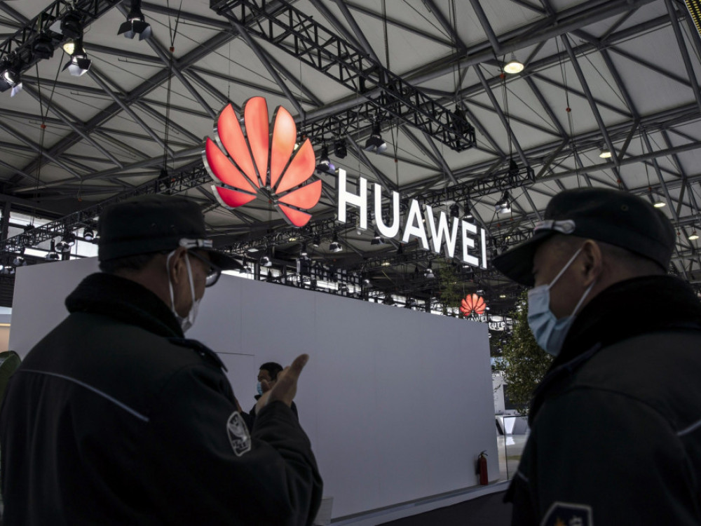 Huawei gradi tajne fabrike čipova, tvrdi američko strukovno udruženje