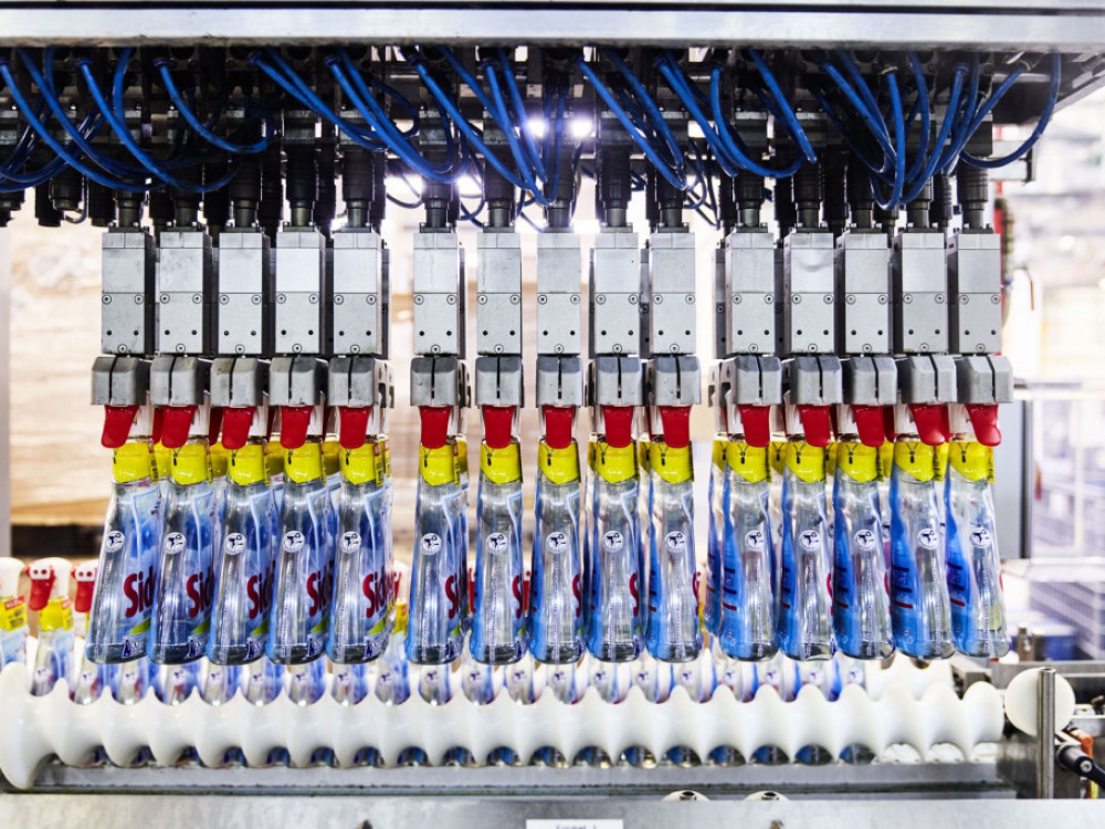 Henkel ima mogućnost da otkupi operacije u Rusiji