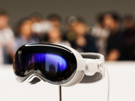 Apple predstavio nove Vision Pro naočare od 3.499 dolara