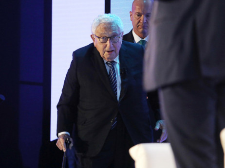 Kissinger: Putin verovatno neće zadržati vlast ukoliko pobedi Ukrajina