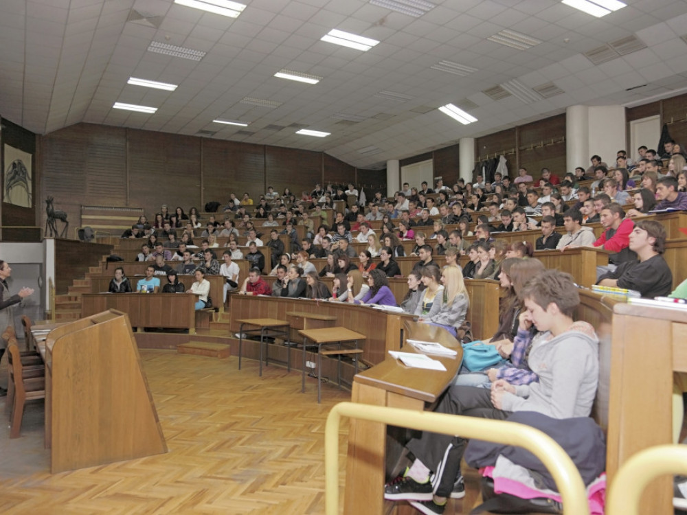 Diplomiralo manje studenata, ali više programera i zdravstvenih radnika
