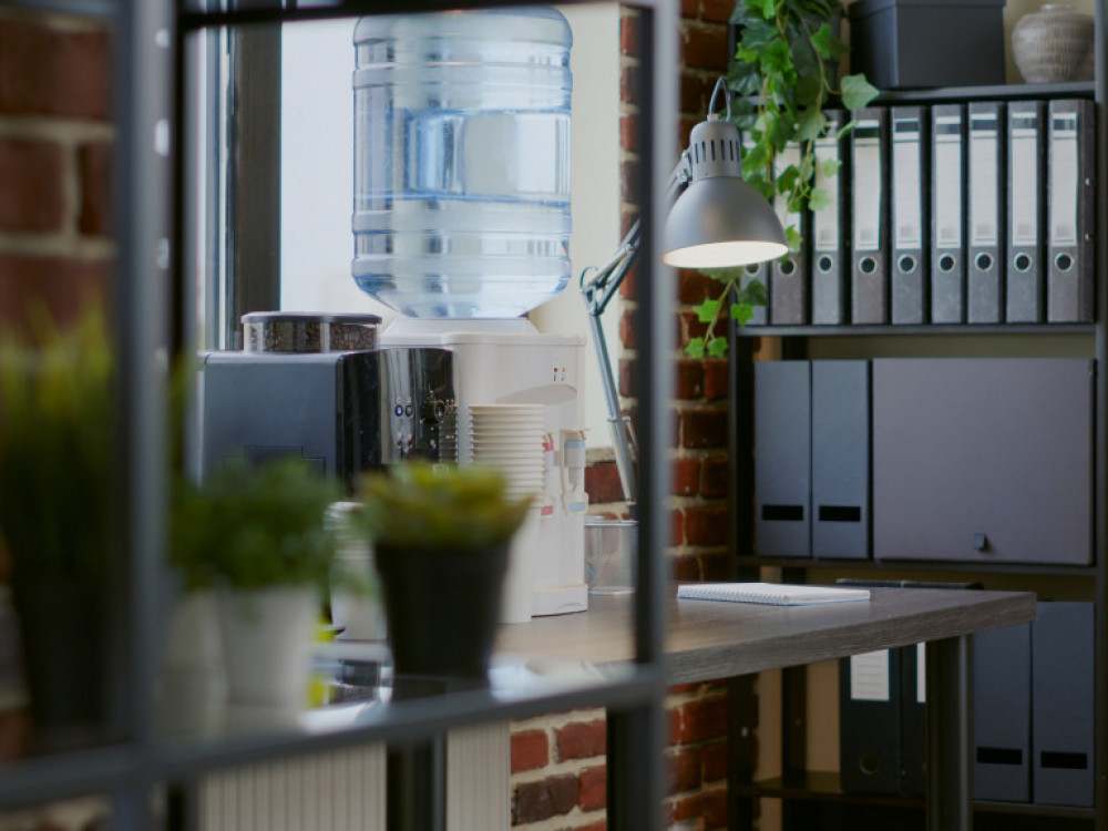 Pet stvari koje treba da znate danas: Vulin, avio-haos i potraga za zlatom