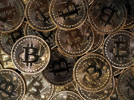Standard Chartered: Bitcoin bi mogao da učetvorostruči cenu u 2024.