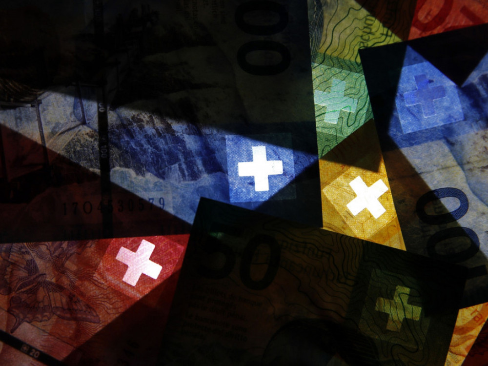 Švajcarski franak dostigao maksimum u odnosu na dolar u osam godina