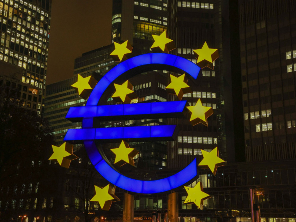 Stope ECB će dostići maksimum od četiri odsto u septembru