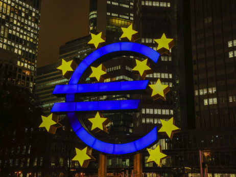 Stope ECB će dostići maksimum od četiri odsto u septembru