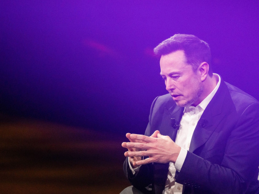 Tesla će uložiti više od jedne milijarde dolara u superkompjuter Dojo