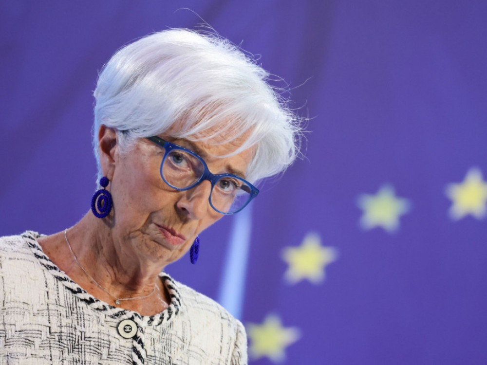 Lagarde se drži po strani u debati o sledećem povećanju stopa