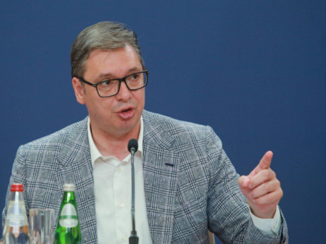 Izbori u narednih šest, sedam meseci, najavio Vučić