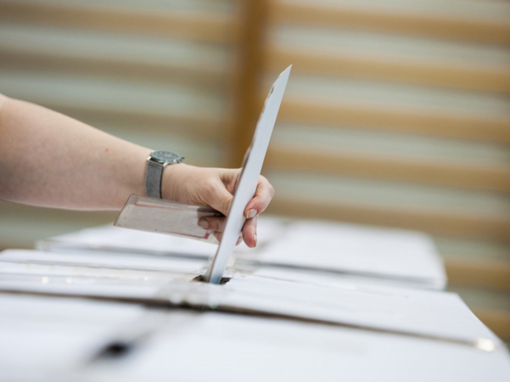 Pet stvari koje treba da znate danas: Srbija i Rusija se spremaju za izbore