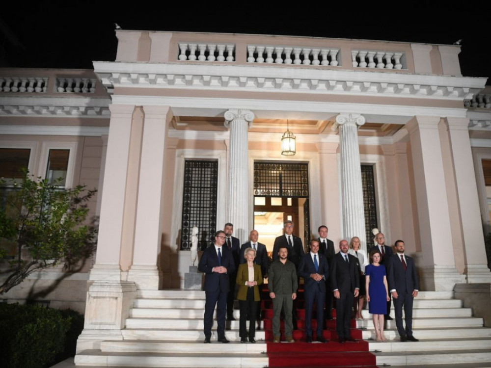 Vučić potpisao deklaraciju u Atini i sastao se sa Zelenskim