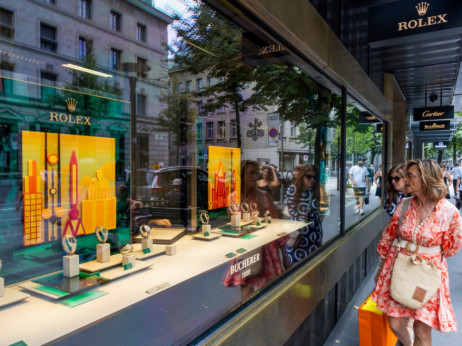 Stogodišnja švajcarska dinastija satova završava prodajom Rolexu