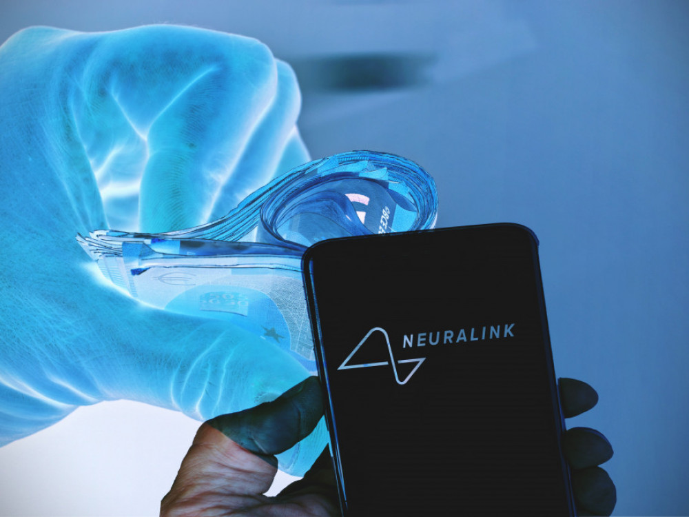 Musk kaže da je prvi pacijent primio implantant u mozak