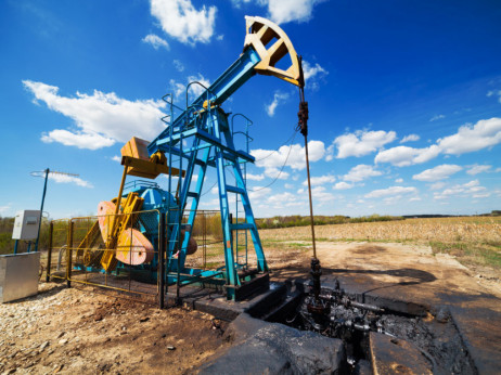 Cena nafte stabilna uoči izveštaja OPEC+ i američkih zaliha