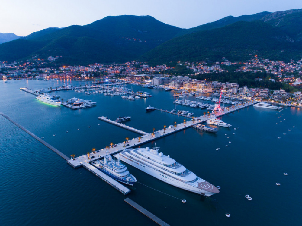 Želite da saznate koje nas promene očekuju u industriji luksuza? Obezbedite svoje mesto na Bloomberg Adria konferenciji „The Future of Luxury“!