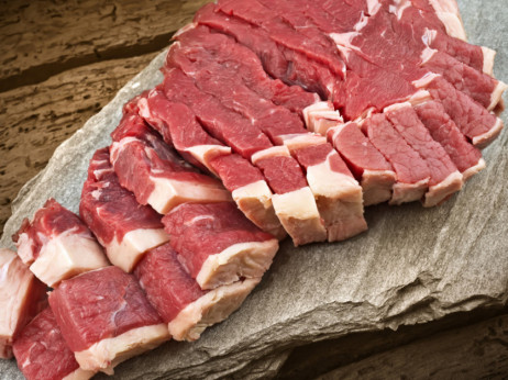 Цената на месото забрза нагоре, месната индустрија пред колапс