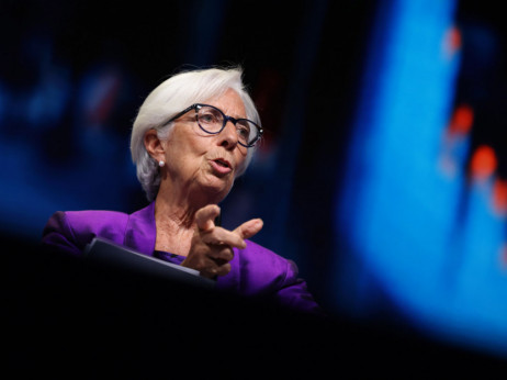 Lagarde ohrabrilo usporavanje inflacije, ali je brine fiskalna politika