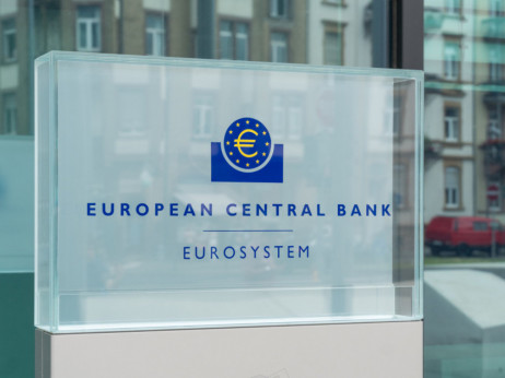 Digitalni evro stiže, ali trgovci u obavezi da zadrže gotovinu