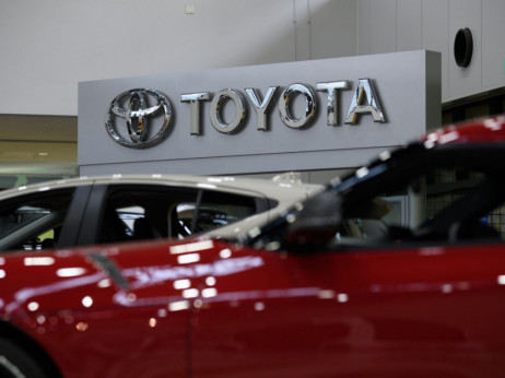 Toyota učvršćuje lidersko mesto u prodaji automobila uz novembarski rekord