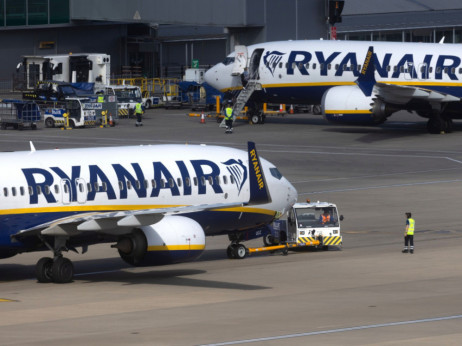 Ryanair isplaćuje dividendu prvi put, ali upozorava na troškove za gorivo