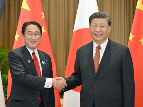 Xi i Kishida razgovarali o rešavanju spora u vezi sa otpadnim vodama