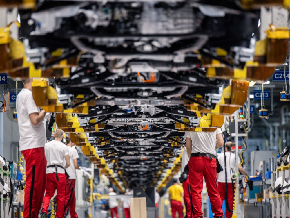 Automobili zaslužni za oporavak svetske trgovine robom