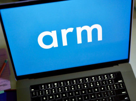Arm otpustio 70 softverskih inženjera u Kini