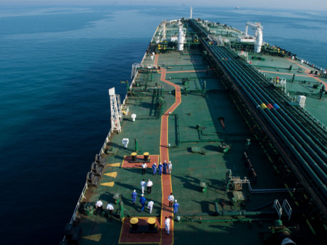 Nafta raste zbog napada i panike na Crvenom moru