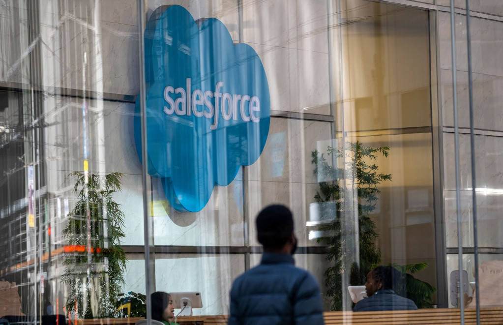 Predviđa se da će AI vinuti akcije Salesforcea na rekordni nivo