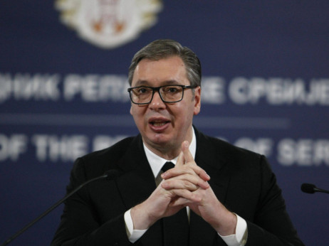 Vučić rekao da Brnabić neće biti premijer, protesti se nastavljaju