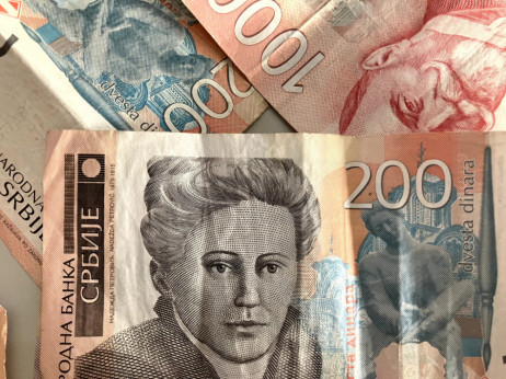 Radikalno veće plate uz minimalni trošak poslodavca moguće u Srbiji