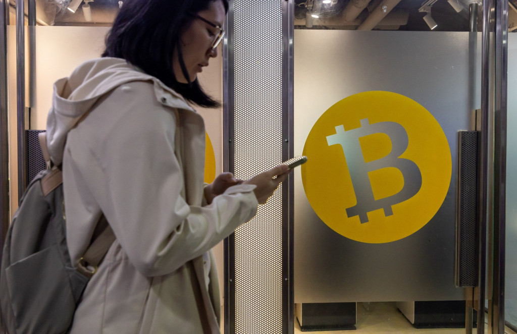 Sumnja u odobravanje bitcoin ETF-ova potopila kripto-tržište