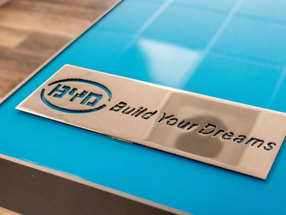 Kineski BYD prestigao Teslu kao najpopularniji EV proizvođač