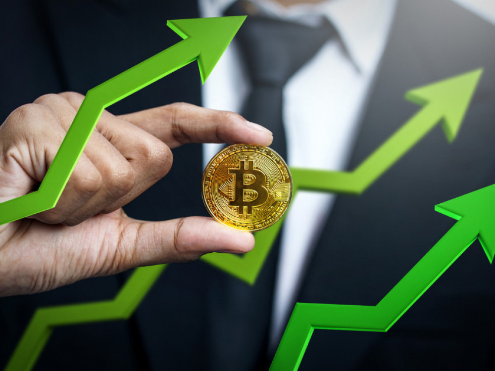 Bitcoin dostigao 50.000 dolara prvi put od 2021.