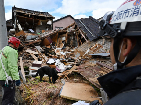 Japan žuri da pronađe 240 osoba nestalih posle zemljotresa