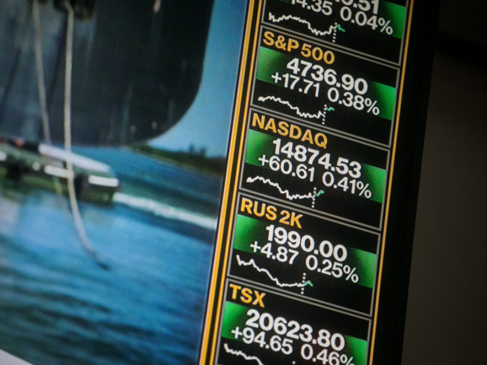 Američke akcije rastu, S&P 500 skoro prešao 5.000 bodova