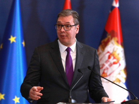 Vučić za 2027. obećava BDP od 100 milijardi i prosečnu platu od 1.400 evra