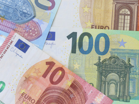 Aukcija trogodišnjeg duga u evrima donela najveći prinos od 2015.
