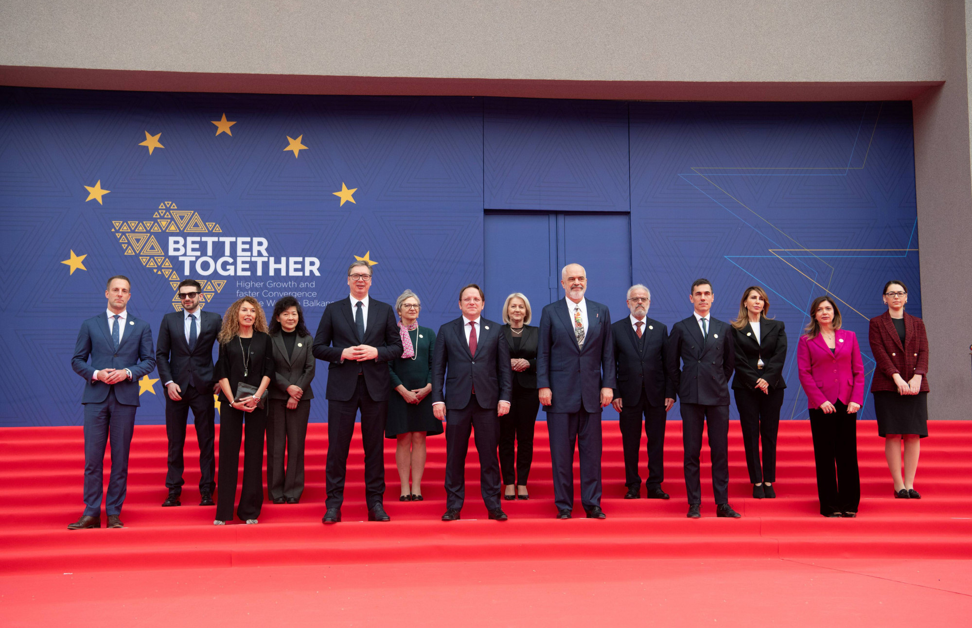 Vučić traži dnevne raporte na putu do milijarde evra EU