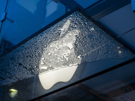 Apple izgubio 113 milijardi dolara nakon regulatornih istraga i mogućih kazni