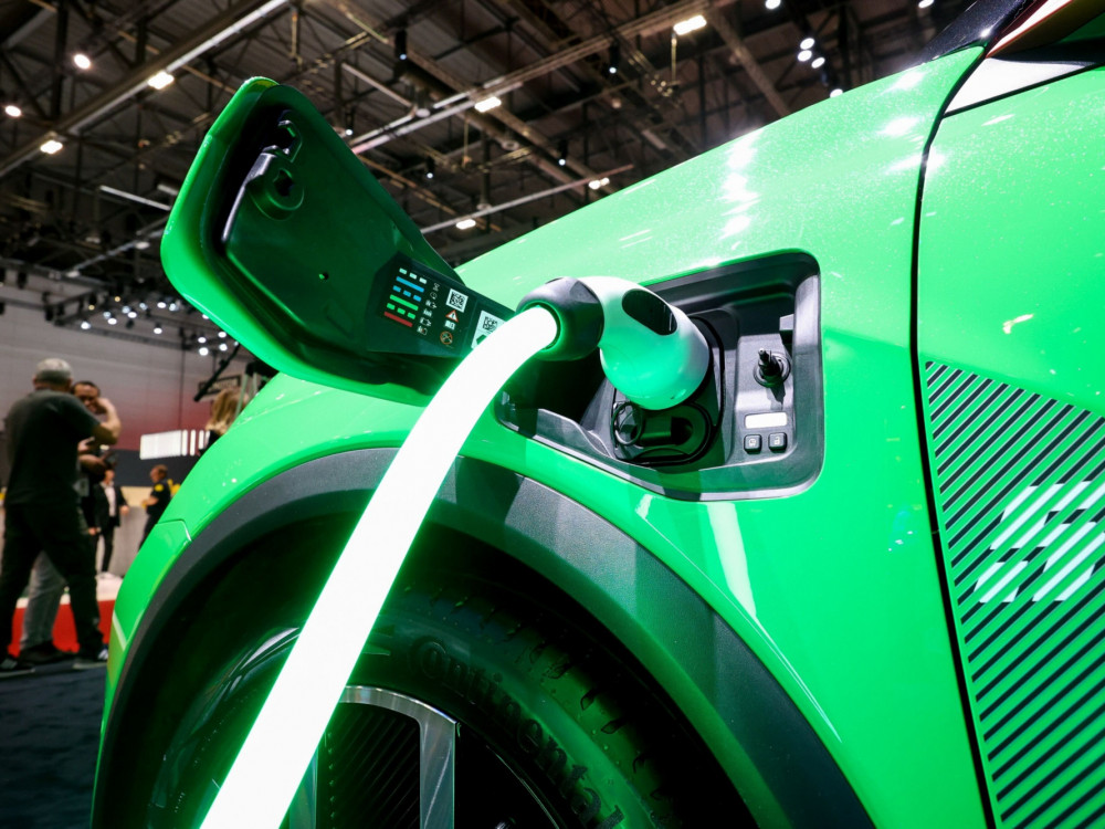 Proizvođači automobila u Evropi se još muče sa manjkom punjača za EV