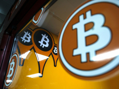 Dolazi bitcoin prepolovljenje: šta je to i kako utiče na cenu