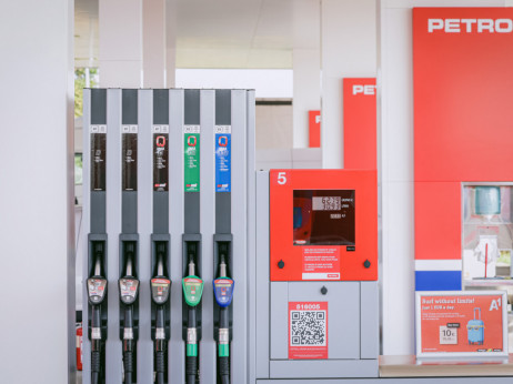 Sašo Berger, Petrol: Ustavljamo vse razvojne investicije v Sloveniji