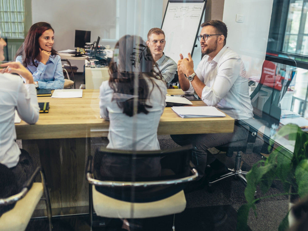 Pet stvari koje treba da znate danas: Alta Pay jača uticaj u Addiku, maloprodavcima skočio profit