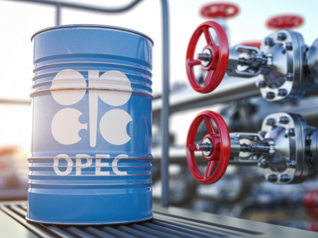 ОПЕК+ ќе го зголеми производството на нафта и покрај заситеноста на пазарот